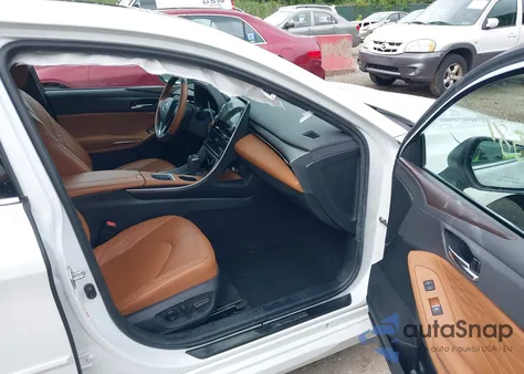 2019 Toyota Avalon Hybrid Limited из США, поврежденный, VIN 4T1B21FB7KU011831